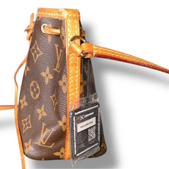 Louis Vuitton Brown and Tan Monogram Crossbody Bag - Picture 9 of 16